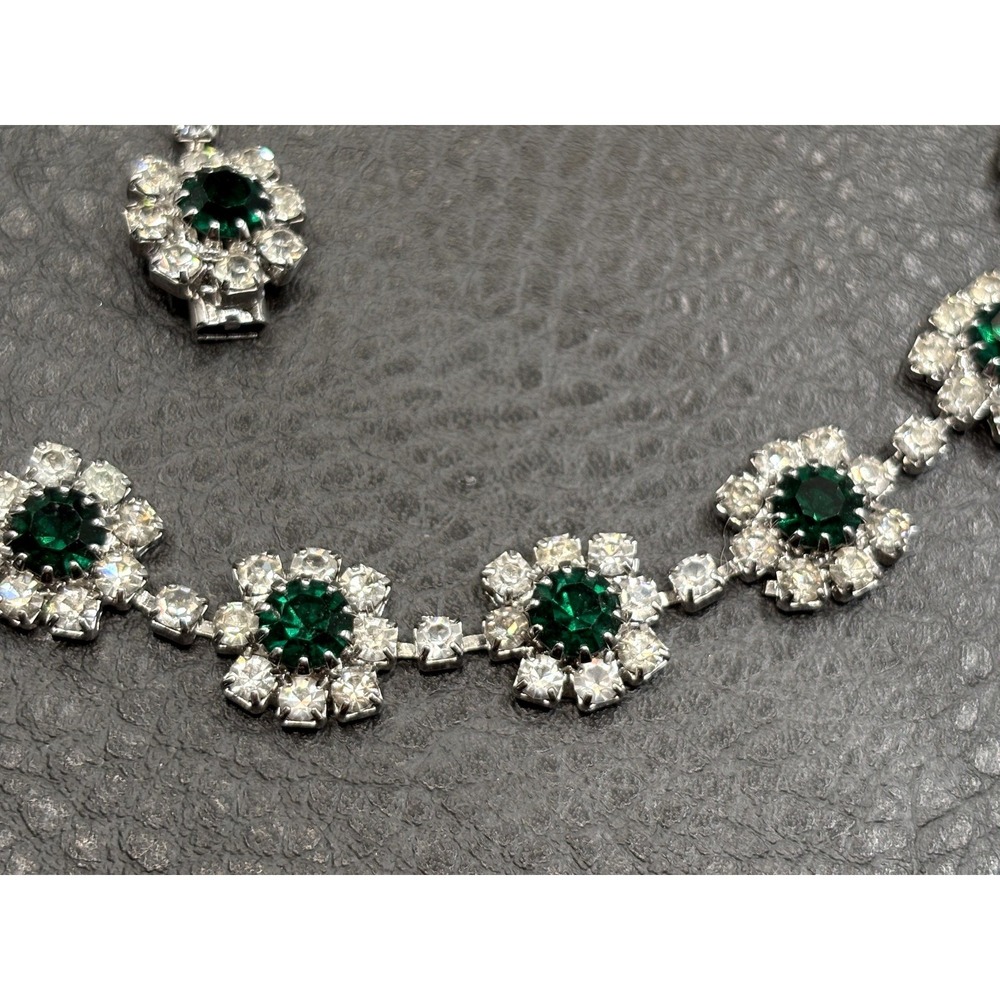Vintage Green Crystal Rhinestone Flower Cluster Choker Necklace Silver Tone 17" - Picture 7 of 16
